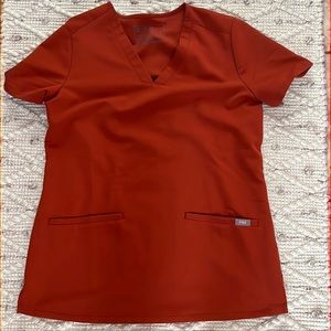 Figs Casima scrub top Auburn XS